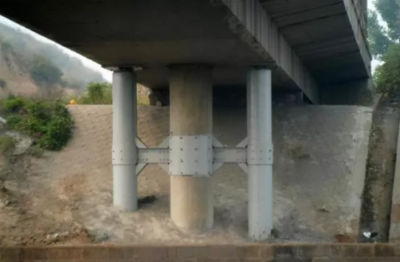 Add concrete columns on both sides of the pier